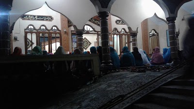 Photos of Abdee Cell