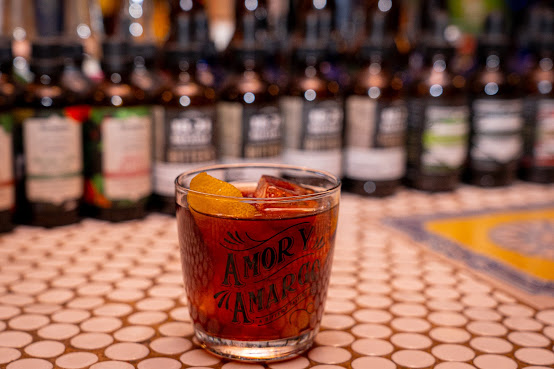 Amor y Amargo by null