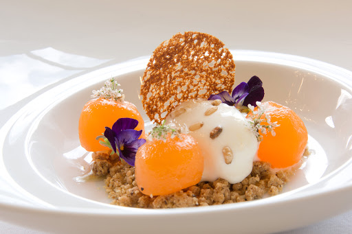 Photo 1 - Le Daniels Restaurant - Younan Collection