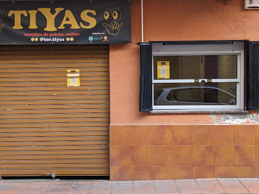 TIYAS - Visual