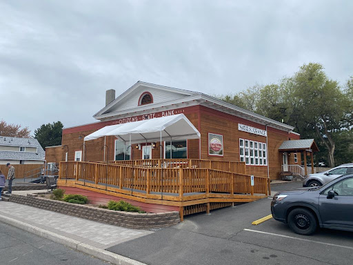 Eagle Bakery - Visual