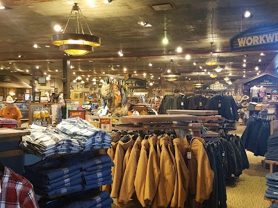 Bass Pro Shops