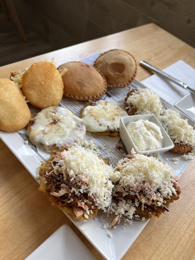 Guayoyo Gastrobar - Thumbnail