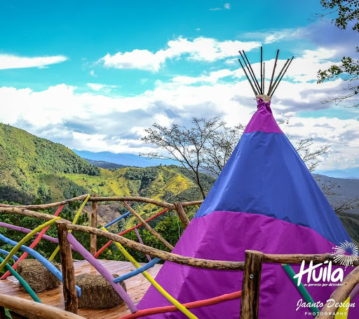 Nómada Glamping Mano del Gigante