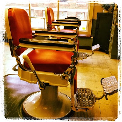 Domenicothebarber At Atomic Salon