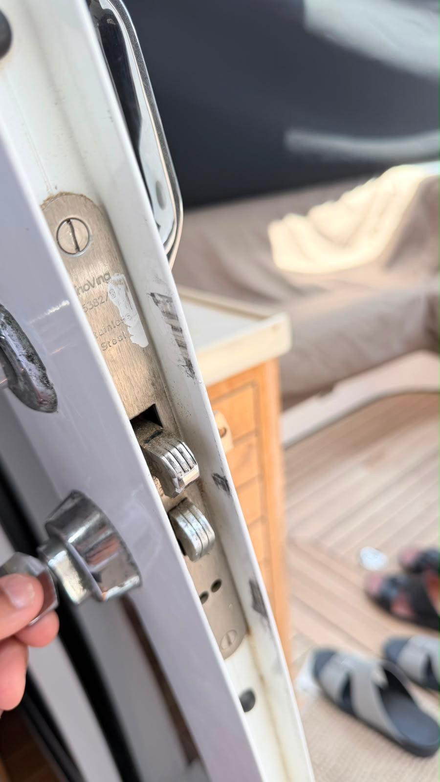 Lost Your Lexus Car Key in Dubai