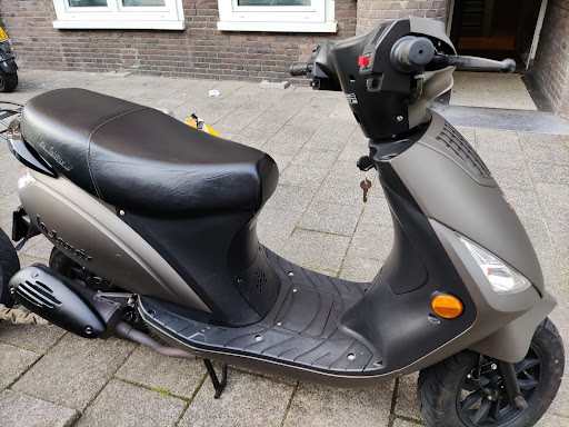 Kledingreparatie santpoort-noord - Thumbnail