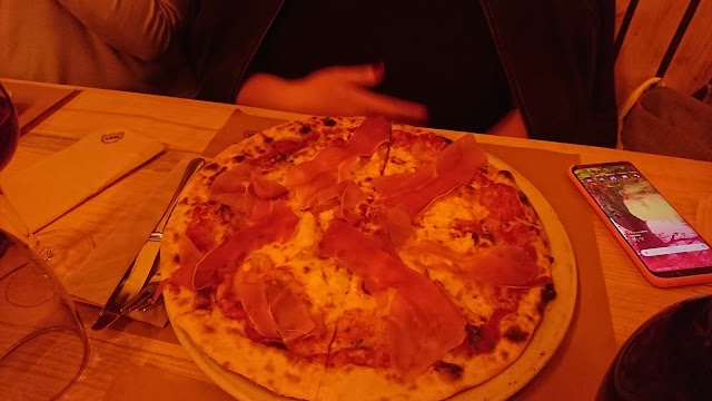 Cafeteria Lucca Pizzeria