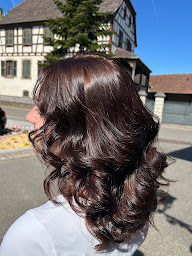 Photo n°2 de Coiffure Lou Tendance à Wettolsheim (Salon de coiffure)