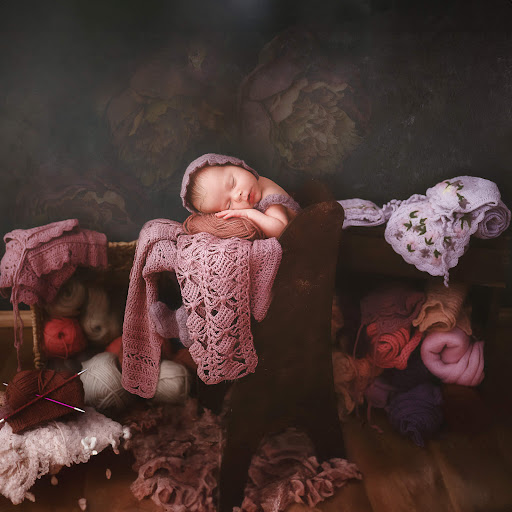 Tiny Knitwear - Visual