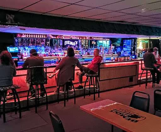 Bemo's Bar - Visual