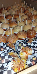 Photo n°27 de MON PETIT BRUNCH Arles - Livraisons de brunchs et petits-déjeuners CAMDEN COFFEE CLUB bar à café pour vos évènements à Arles (Livraison de repas à domicile)