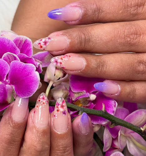 Jolie Nail Lounge interior view
