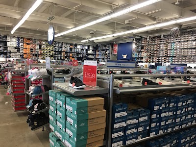 SKECHERS Factory Outlet