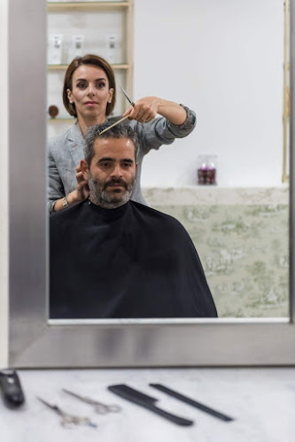 Comentarii opinii despre COIFF1RST BY ELLEN