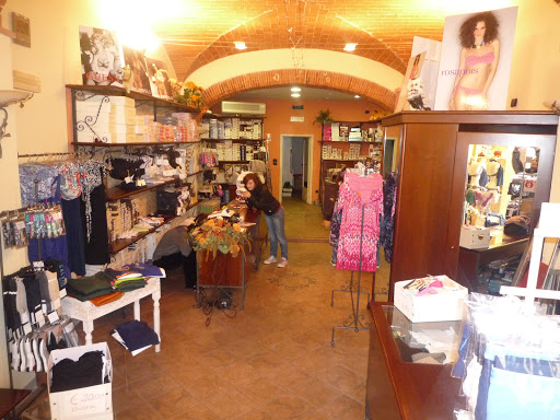 Cuore Rosso S.N.C. Di Andreini Simona & Vannelli Roberta