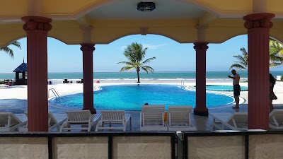 Photos of Golden Beach Hotel