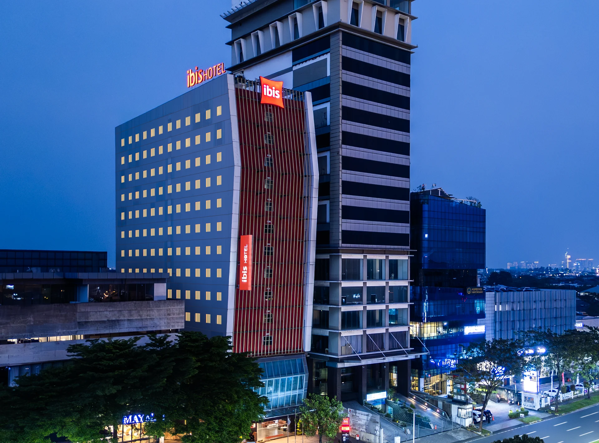 ibis Gading Serpong
