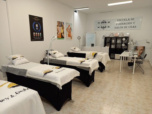 Centro de estética y formación Dexyda Nails - Thumbnail