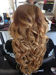 Photo n°14 de Intermedi Hair Coiffure à Ambarès-et-Lagrave (Salon de coiffure)