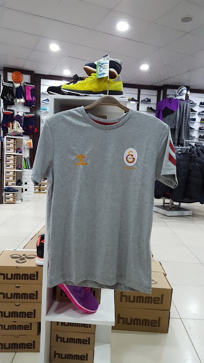 Photos of Hummel Hakkari