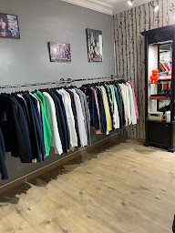 Photo n°1 de Outlet Dunkerque à Dunkerque (Magasin de vêtements pour hommes)