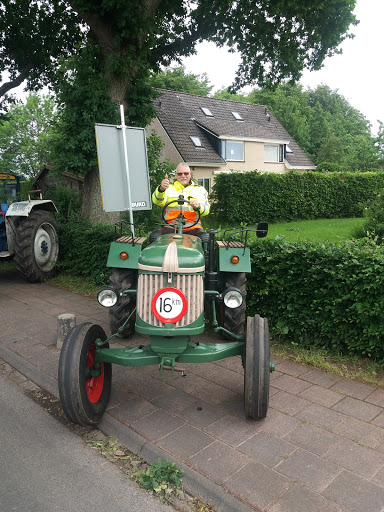 Eelde, Kosterijweg - Thumbnail