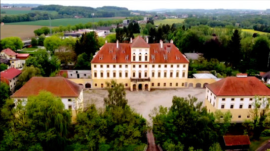 Innviertler Versailles - Aurolzmünster