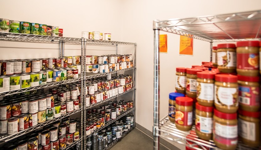 Neighborhood House by null