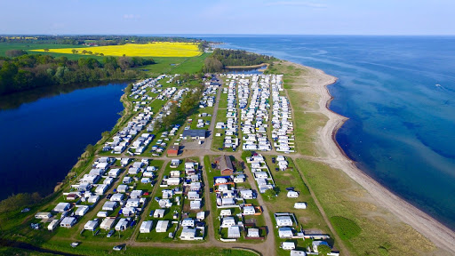 OSTSEE-CAMPING GUT LUDWIGSBURG Logo