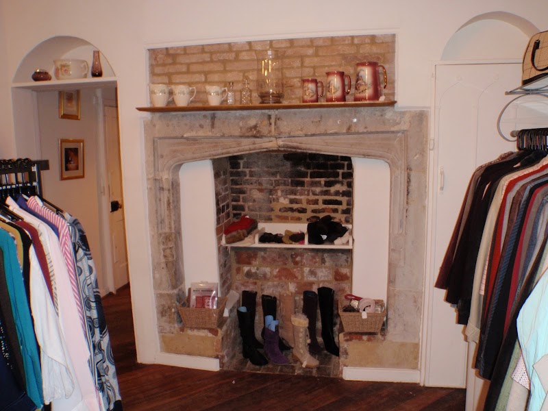 Rowans Hospice Charity Shop - Petersfield Emporium photo 3