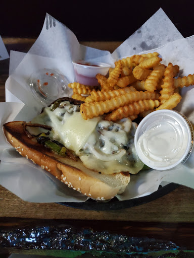 Tipsy's Pub - Visual