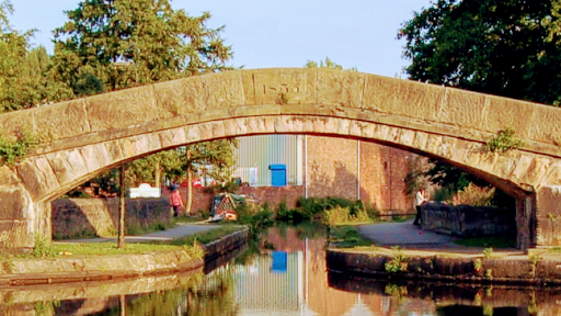 Bridge View Cafe - Visual
