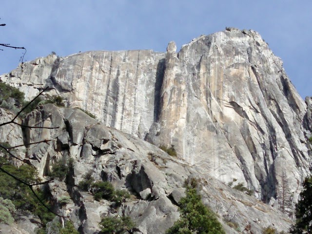 Lower Yosemite Fall Vista Point