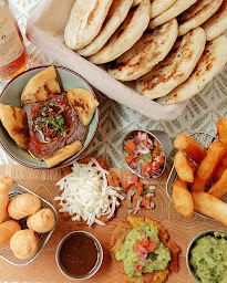 Photo n°11 de Barepa - Steet Food Vénézuélienne à Paris (Restaurant)