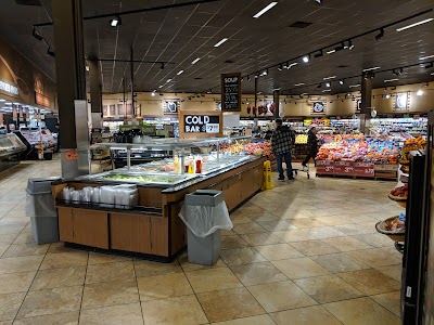 Giant Eagle - Moon Plaza