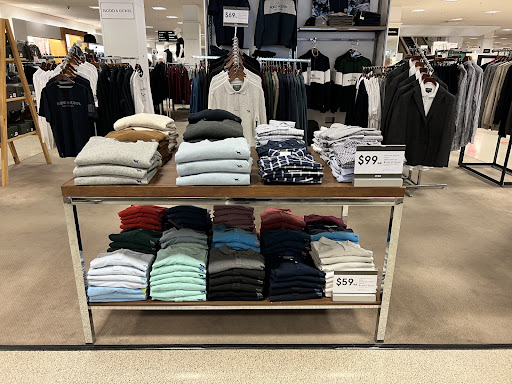 Rodd & Gunn - (Myer Wagga Wagga) - Thumbnail