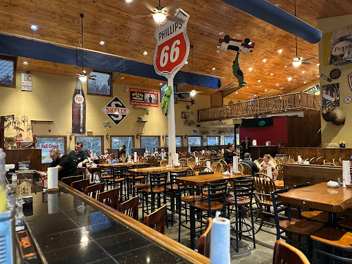 Fall Creek Steak and Catfish House - Thumbnail