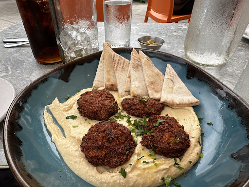 Massey's Kitchen - Visual