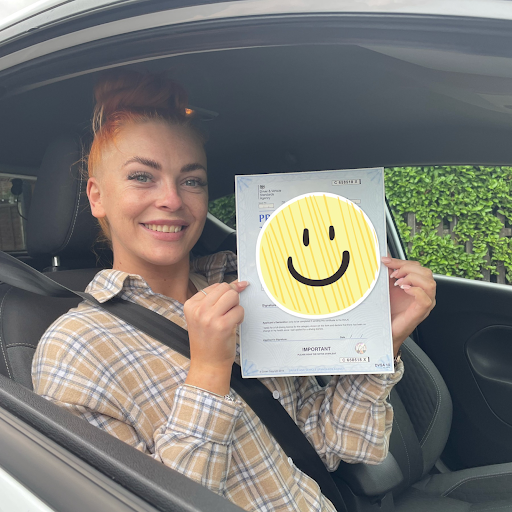 First Driving School - Visual