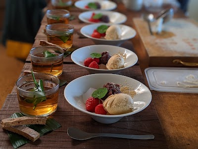 季節をたべる食卓 numar