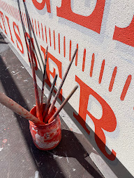 Photo n°23 de Peintre en lettres - Atelier Le Pignon Peint à Taulignan (Graphiste)