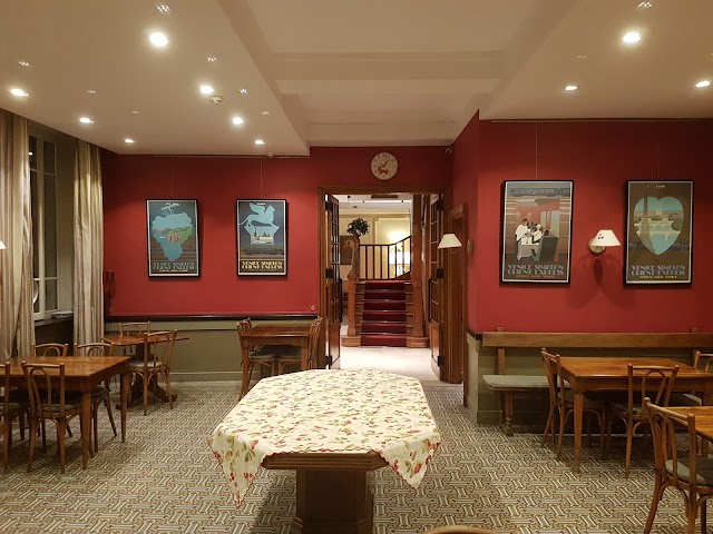 Hôtel des Savoies ★★