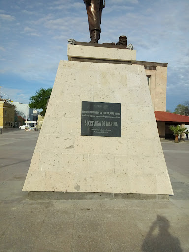 Monumento a Venustiano Carranza - Thumbnail