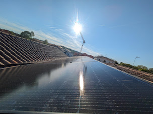 Photo n°5 de Vial Energie installateur de panneaux solaires photovoltaïques et pompes à chaleur à Audenge (Entrepreneur en énergie solaire)