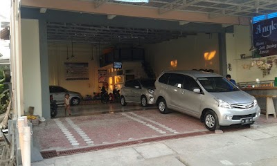 Photos of Zona Transport - Rental & Driver