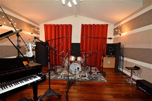 Over Studio Recording - Visual