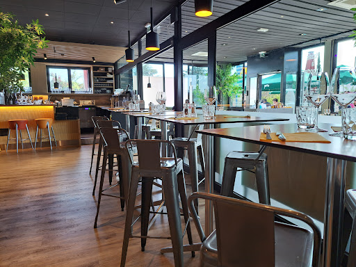 Photo 2 - Burger Palace