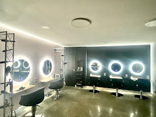 Photo n°11 de Atelier 146 à Nîmes (Salon de coiffure)