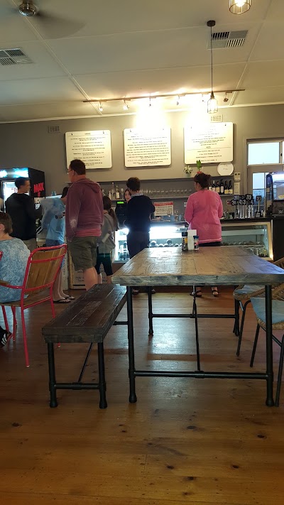 Photos of Vic Street Pizza Project